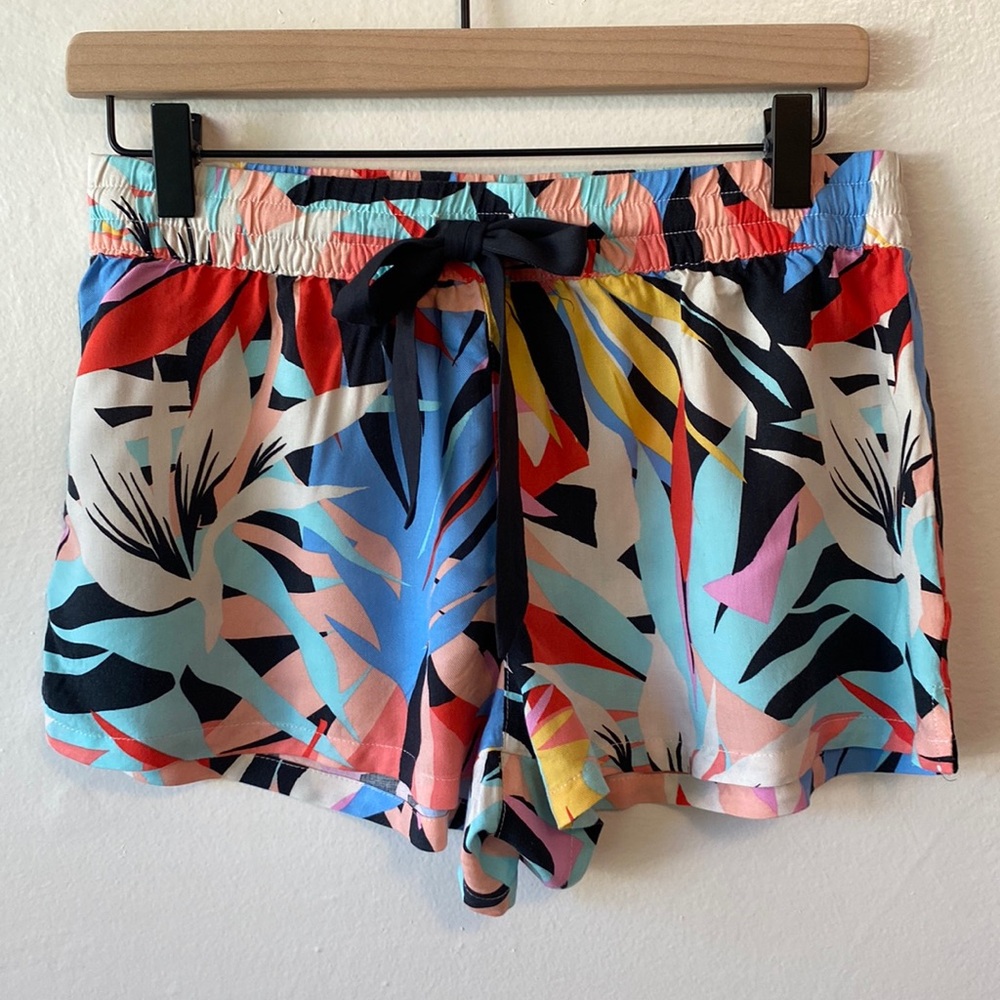 P.J. SALVAGE rayon tropical print pajama shorts size small